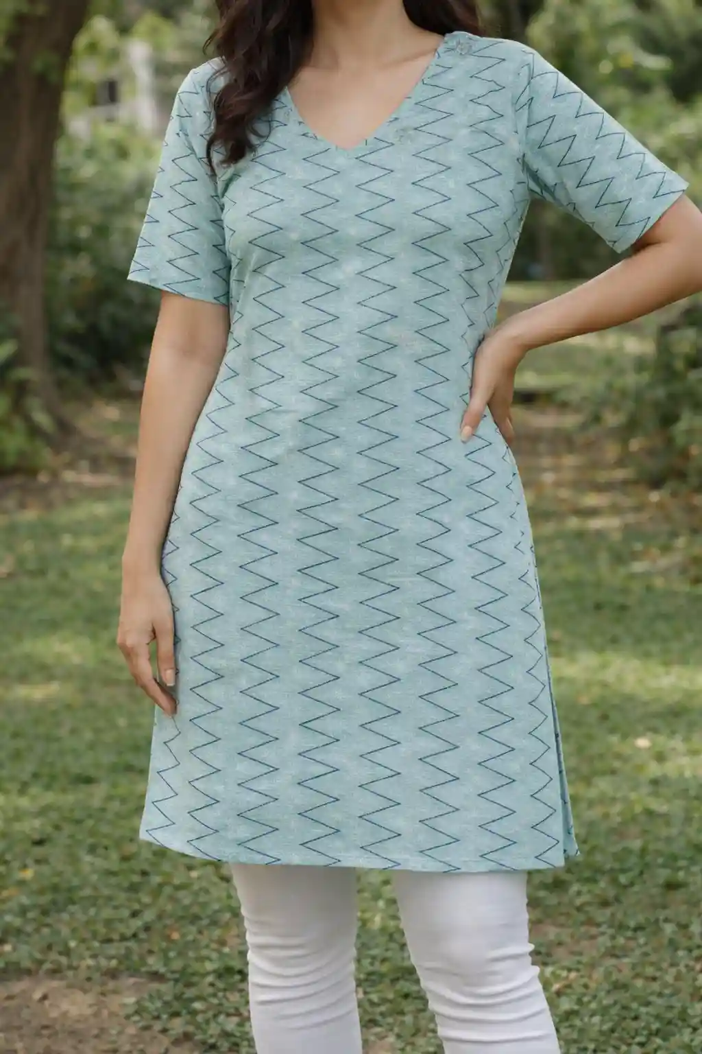 Printed Cotton Straight Kurti with V-Neck