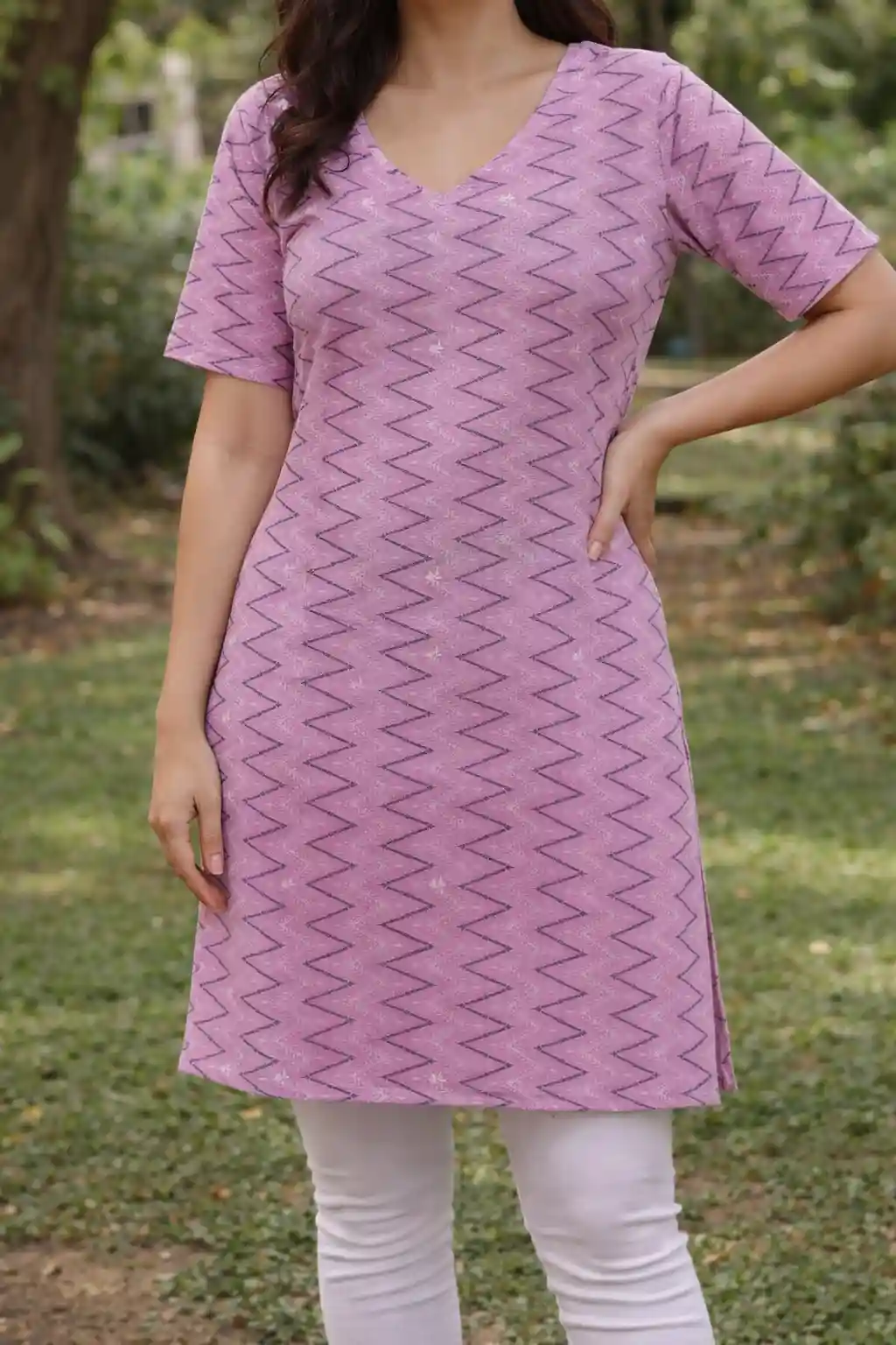 Printed Cotton Straight Kurti with V-Neck